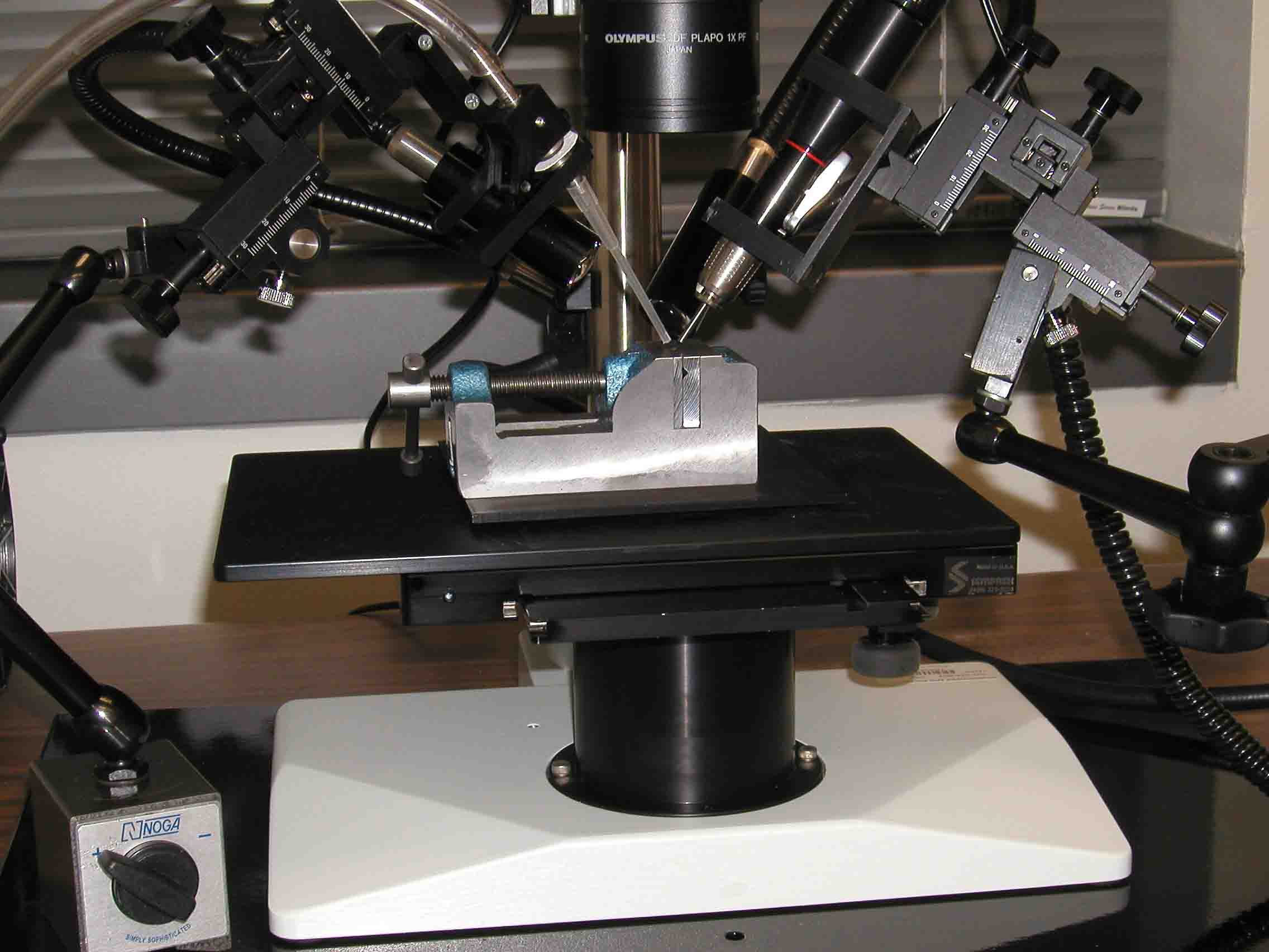 microdrill microsampling apparatus